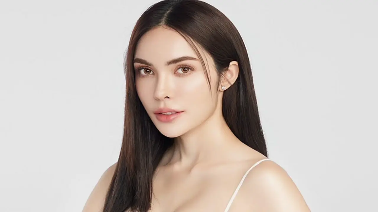 Bị lừa trực tuyến, Á hậu Thái Lan kiện ngân hàng đòi bồi thường