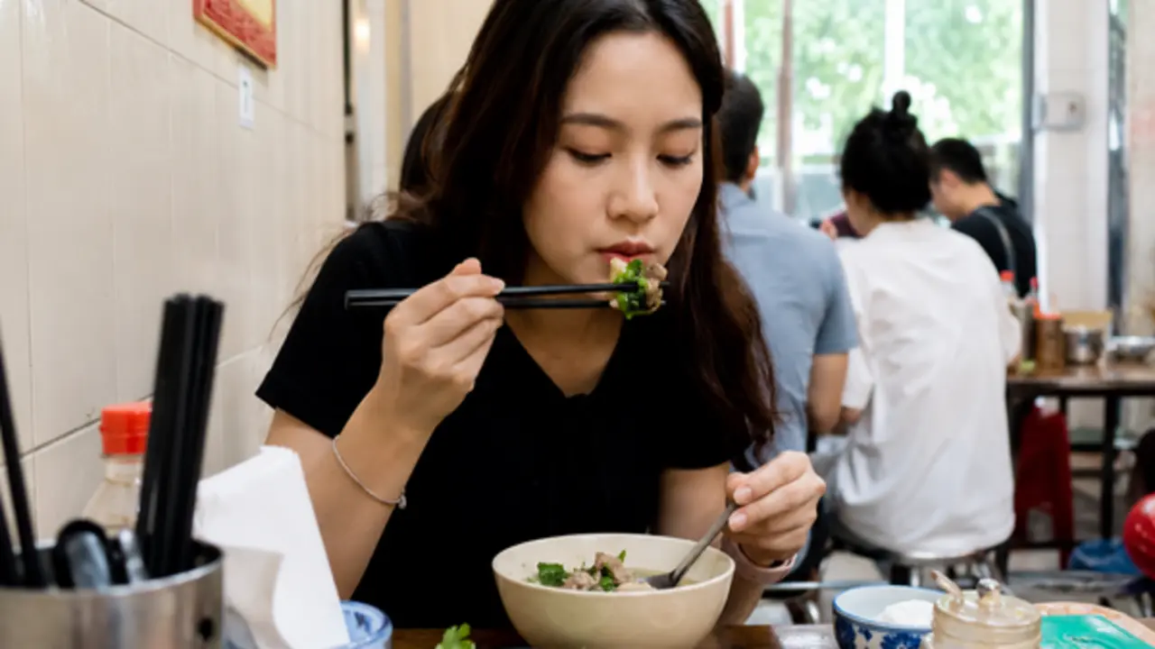 Bí quyết ăn chậm, nhai kỹ: Có nhất thiết phải nhai 32 lần?