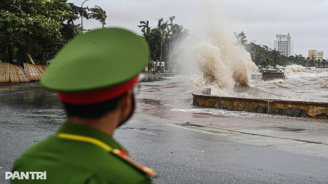 Biển Đông có thể đón bão vào cuối tuần