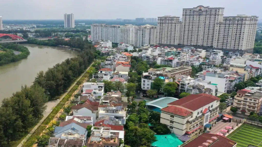 Bình Hưng ra mắt mô hình 'Ấp số - Chung cư số', dùng camera giám sát xử lý vi phạm môi trường