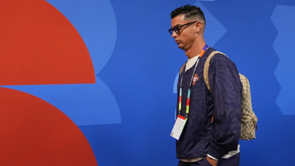 Bồ Đào Nha - Croatia: Ronaldo, Modric cùng đá chính