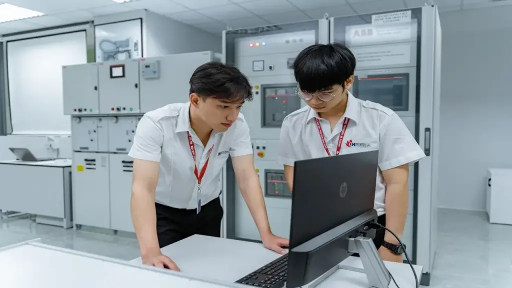 Bộ GD&ĐT lần đầu quy định 6 hành vi vi phạm khi dùng AI ở trường đại học