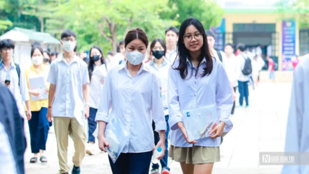 Bộ GD&ĐT lần đầu tiên công bố điểm sàn lĩnh vực pháp luật
