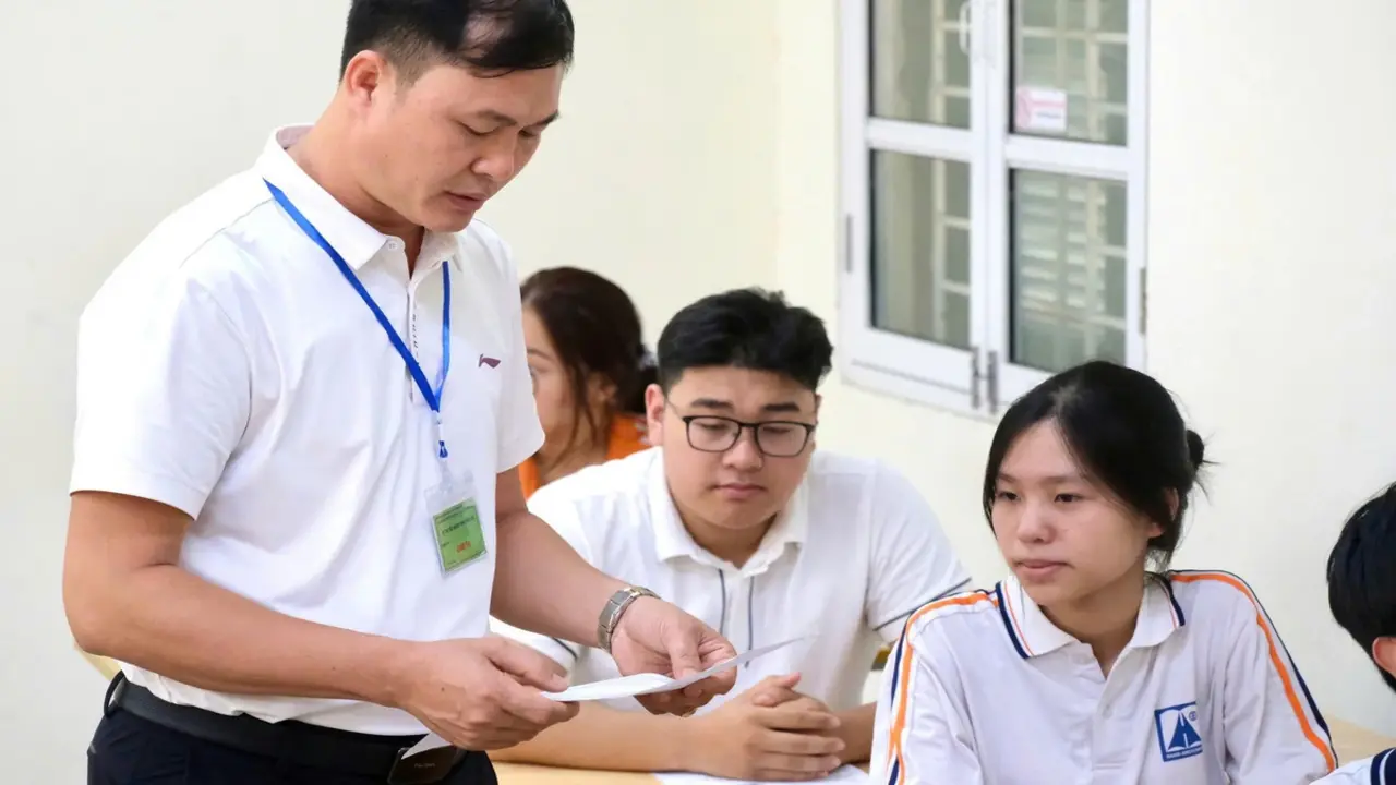 Bộ Giáo dục và Đào tạo đang kiểm tra kết quả thi của Tuyên Quang