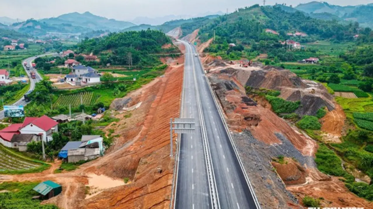 Bổ sung 2.200 tỉ đồng cho dự án cao tốc Hữu Nghị - Chi Lăng