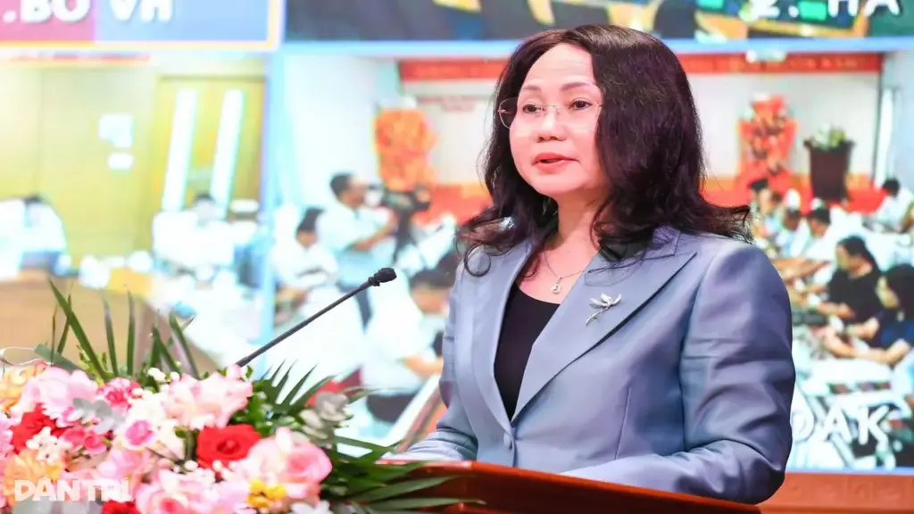 Bộ trưởng VH-TT&DL: Không chờ có luật mới phát triển công nghiệp văn hóa