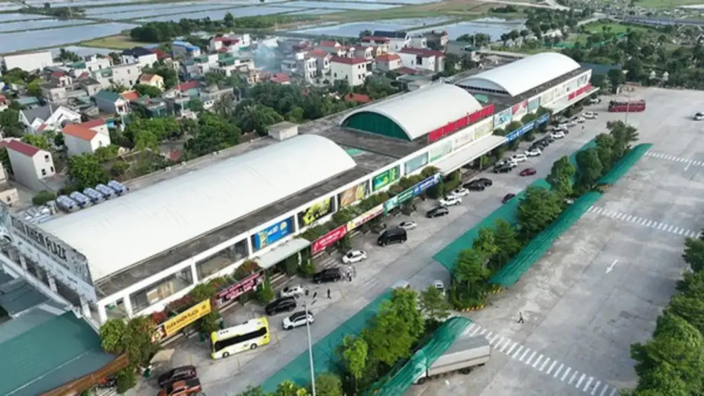 Bộ Xây dựng tiếp tục thúc tiến độ loạt trạm dừng nghỉ trên cao tốc