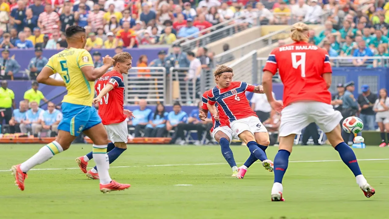 Brazil 0-0 Na Uy (hiệp 1): Bruno đá hỏng 11m