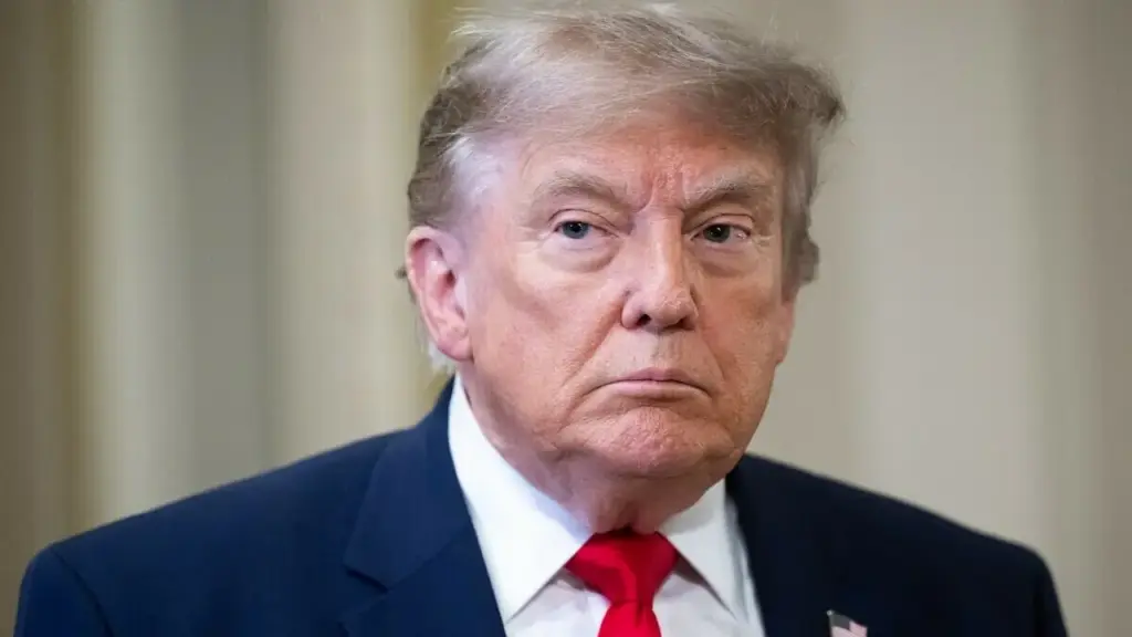 Cách Tòa Tối cao Mỹ vẽ lại ranh giới quyền lực của ông Trump