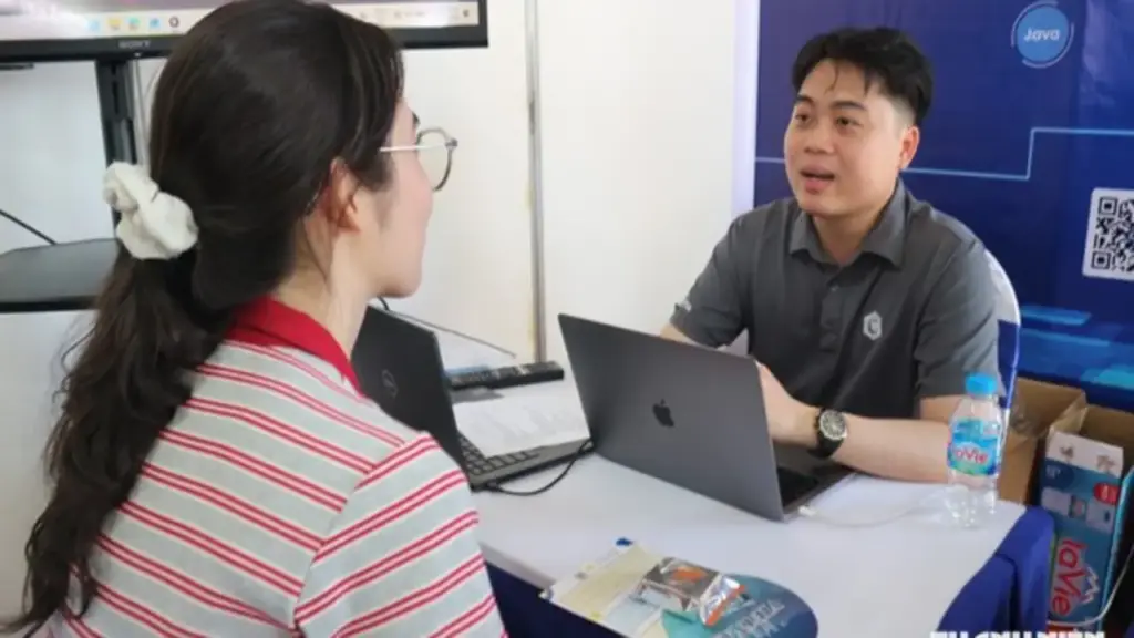 Cần lưu ý gì khi ký hợp đồng lao động điện tử qua VNeID?