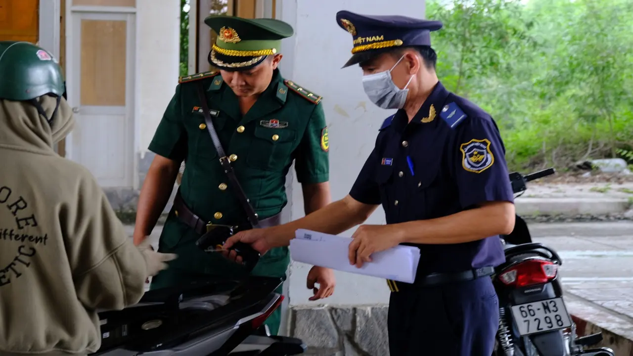 Căng mình chống buôn lậu, chất cấm qua biên giới Đồng Tháp