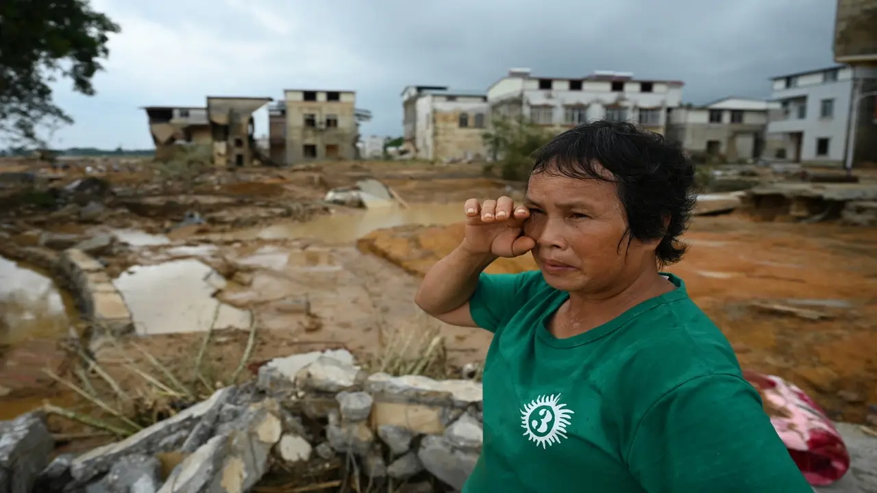 Cảnh tan hoang ở Trung Quốc sau bão Maysak