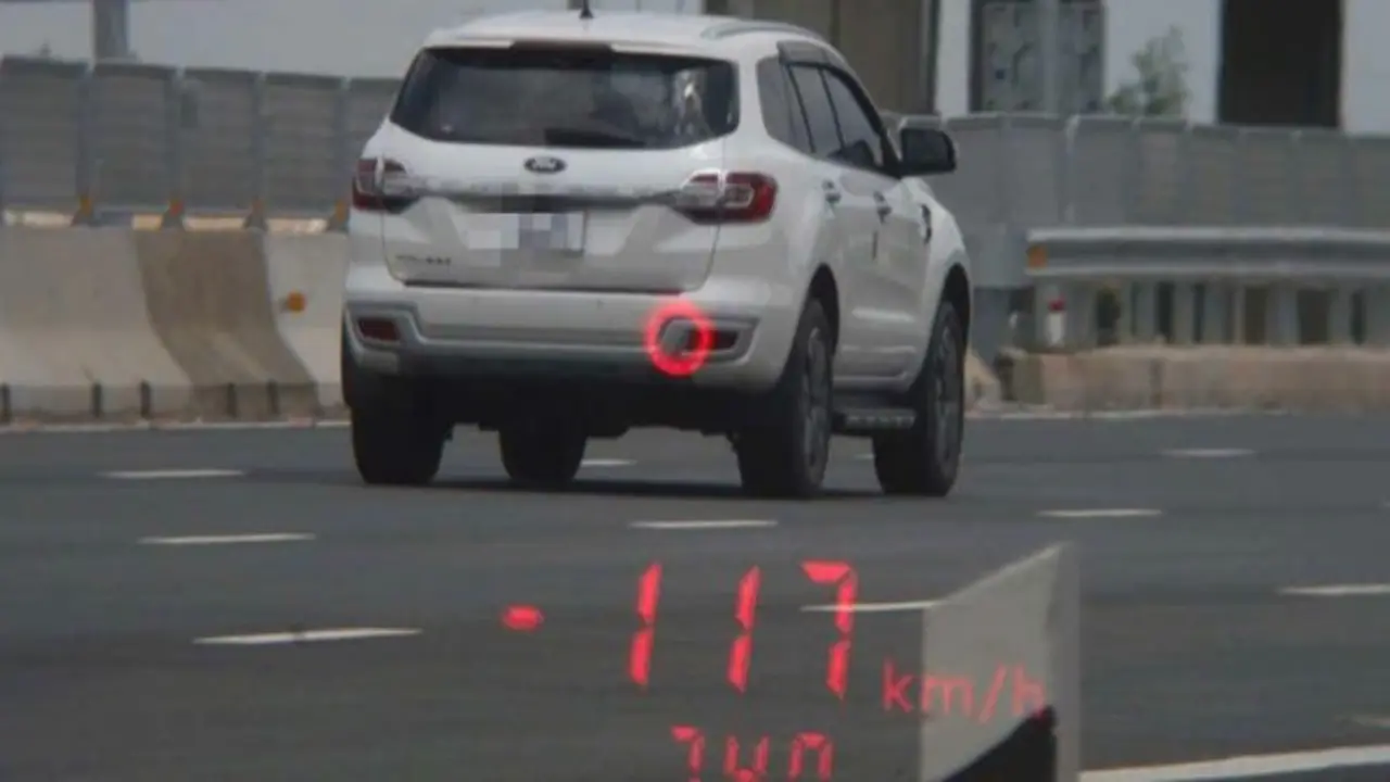 Cao tốc Biên Hòa - Vũng Tàu chỉ cho chạy 80 km/giờ, có xe phóng 117 km/giờ
