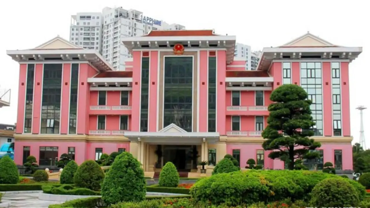 Cấp thiết xử lý trụ sở dôi dư: Thước đo năng lực quản trị của địa phương