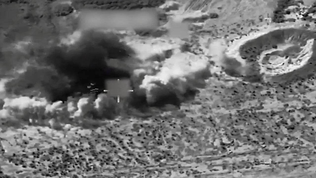 CENTCOM tấn công suốt 7 giờ, Iran bắn trả trung tâm chỉ huy Mỹ
