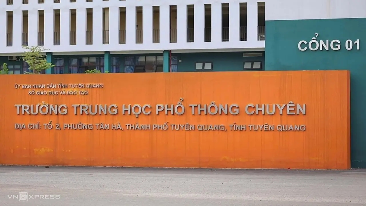 'Chấn chỉnh kỳ thi hai trong một'
