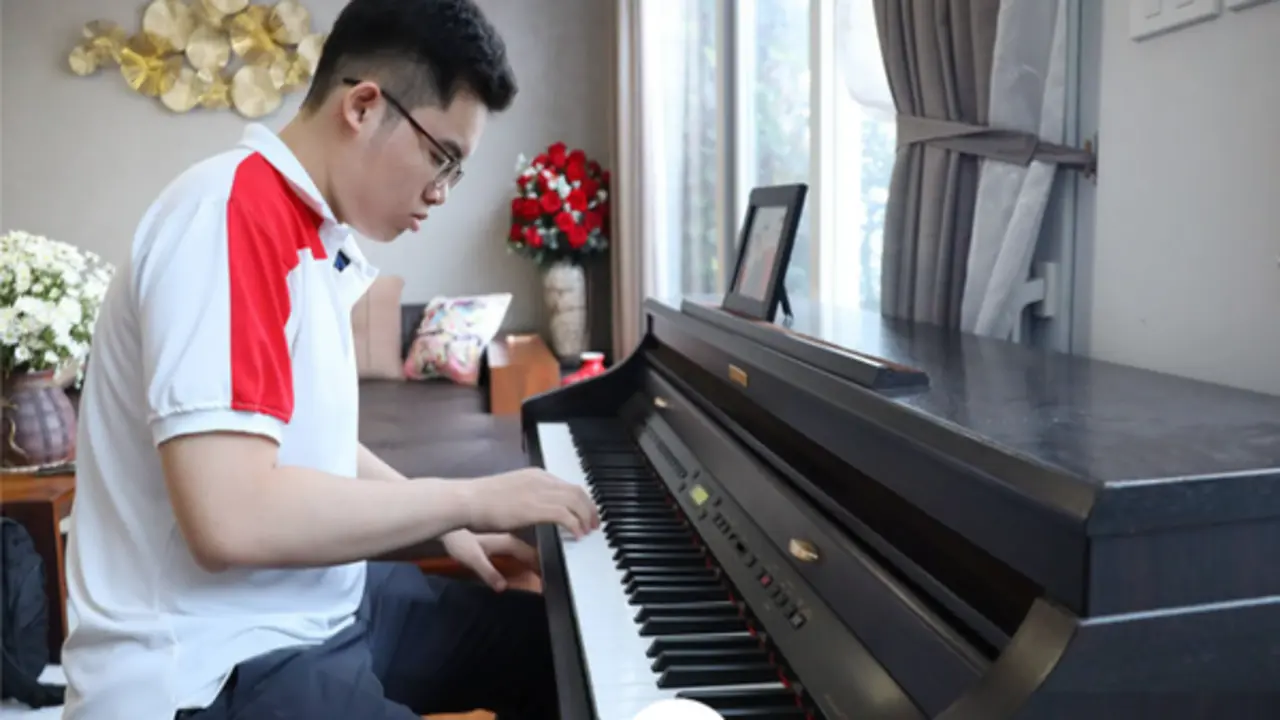 Chân dung chàng trai giành huy chương IMO và học bổng tiến sĩ toàn phần Mỹ