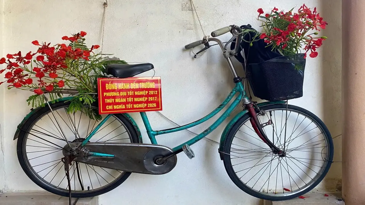 Chiếc xe đạp treo trên tường và câu chuyện ý nghĩa sau 3 lần mất "hụt"