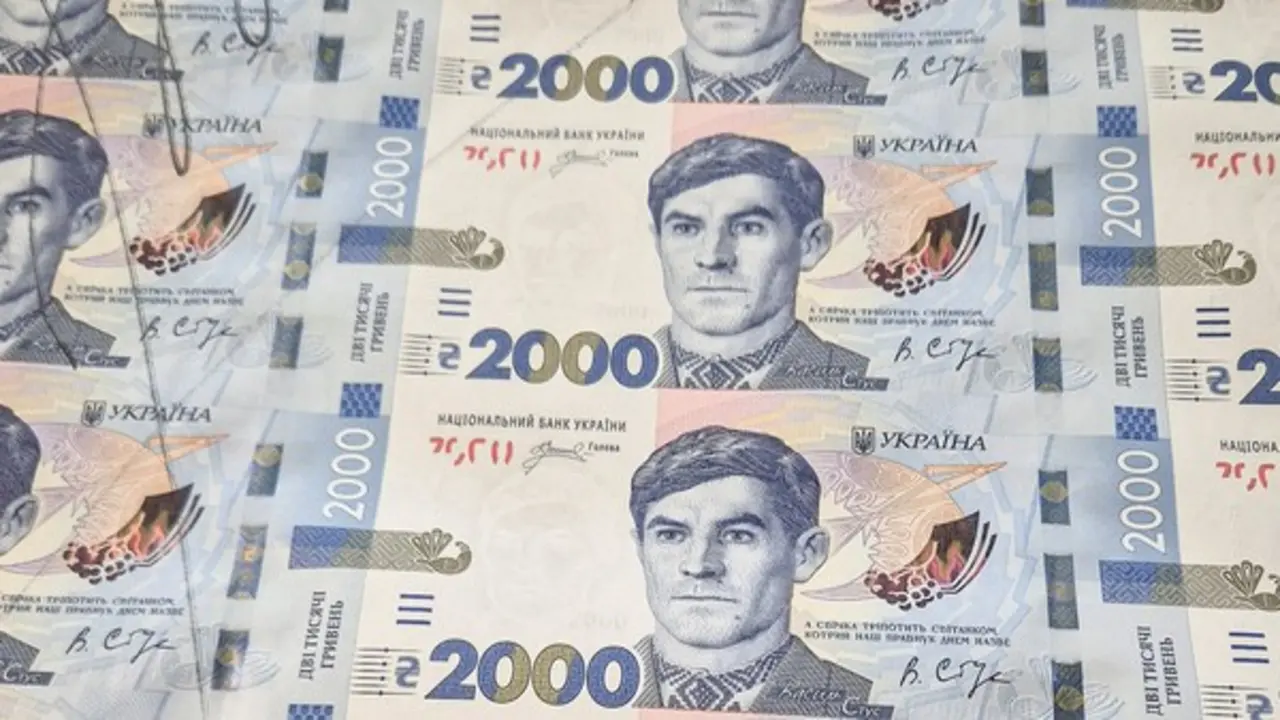 Chiến sự Ukraine ngày 1.598: Nga gia cố bảo vệ tiêm kích, Ukraine in tiền giấy mới