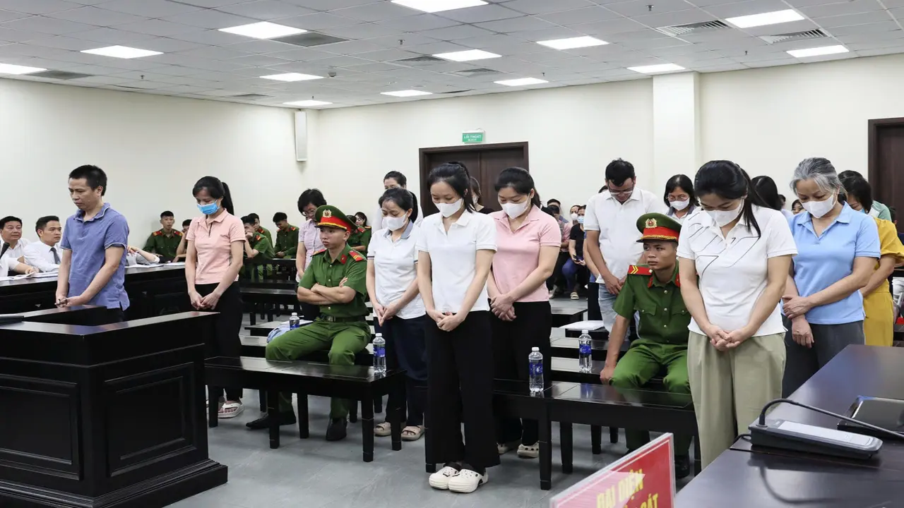 Chủ mưu sản xuất 13 triệu sản phẩm dinh dưỡng giả bị phạt 26 năm tù