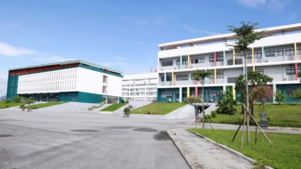 Chủ tịch tỉnh Tuyên Quang chỉ đạo làm rõ thông tin về điểm thi môn toán