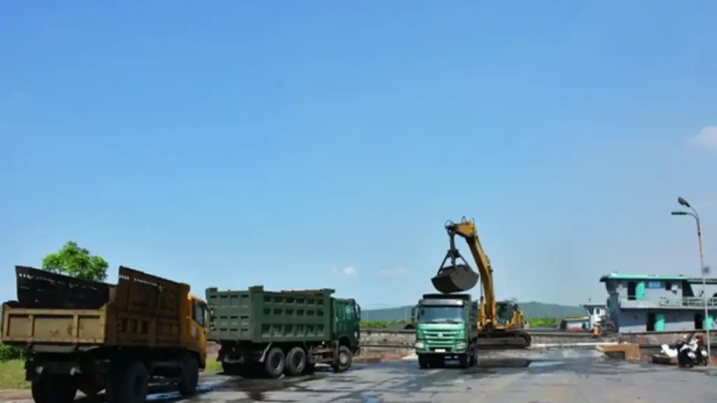 Chủ tịch Việt Phát bị tạm hoãn xuất cảnh