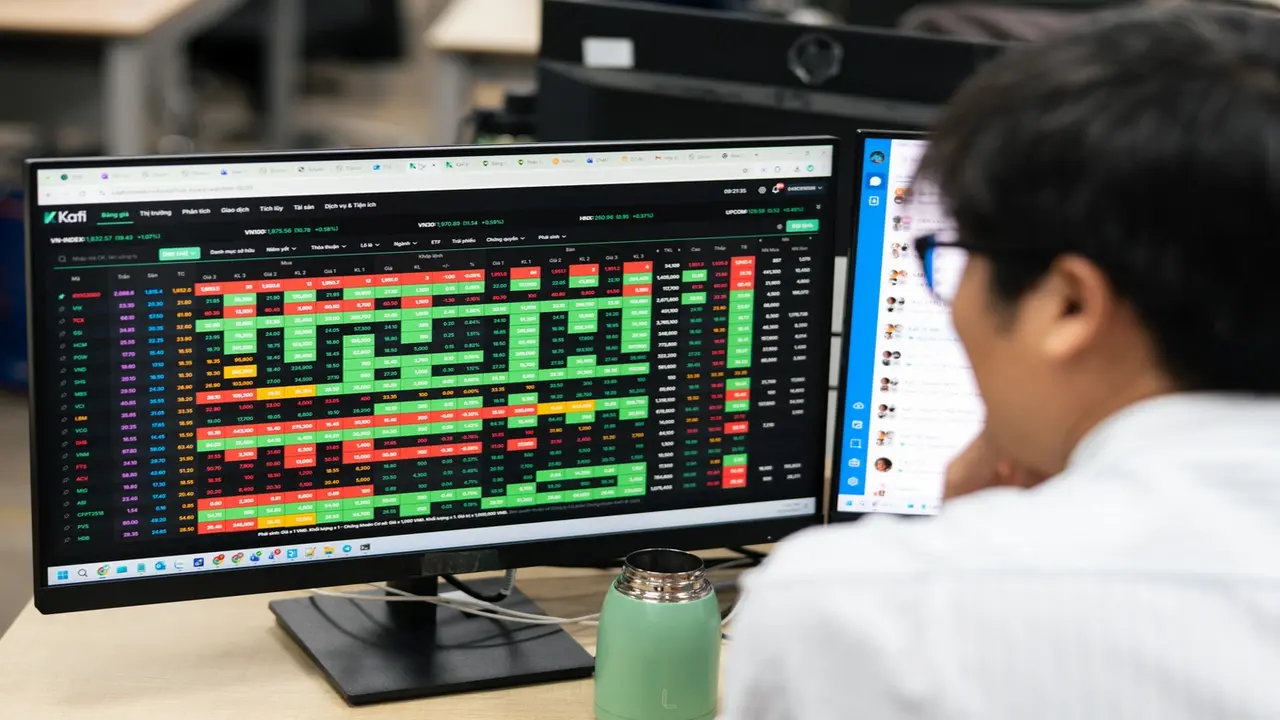 Chứng khoán 21-7: VN-Index đã chạm đáy chưa?