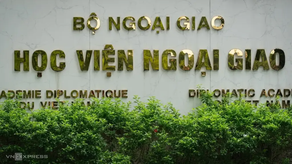 Chuyên gia hội nhập quốc tế được hỗ trợ 300% mức lương