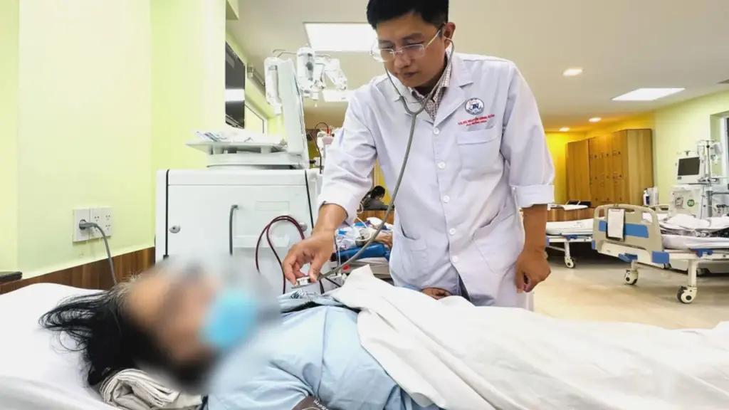 Có bảo hiểm y tế, vì sao nhiều bệnh nhân chạy thận vẫn chi hàng triệu đồng mỗi tháng?