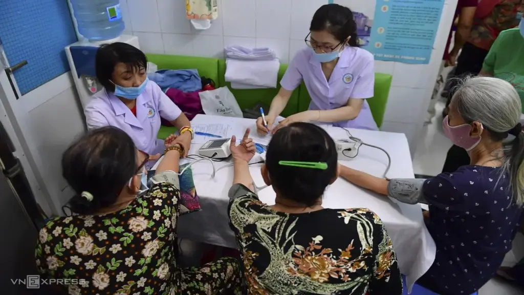 Cô đơn sinh bệnh ở tuổi già