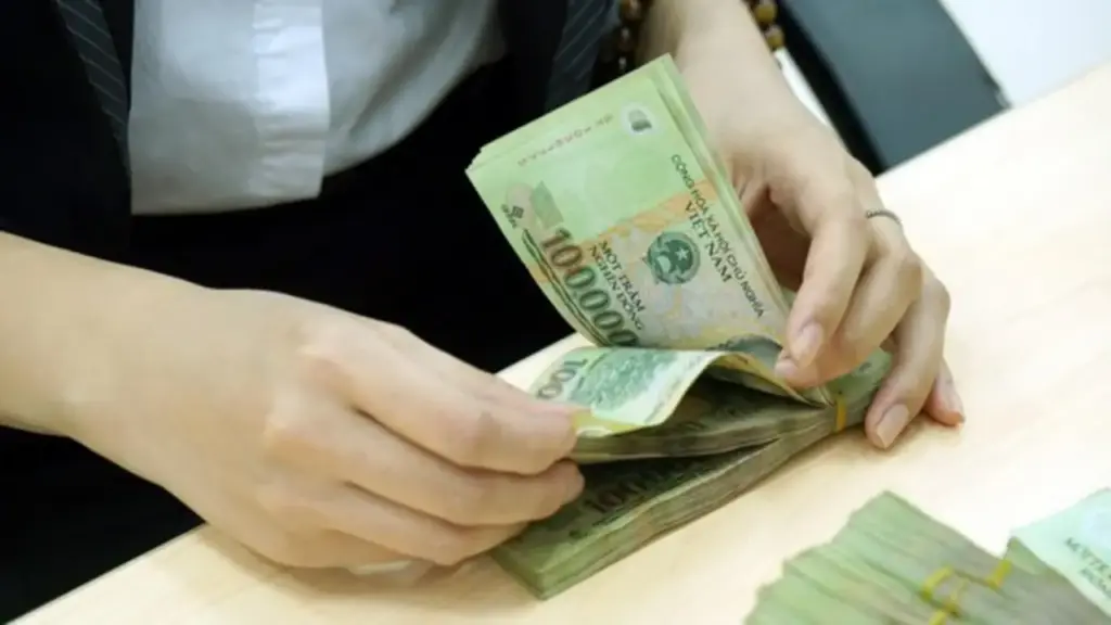 Con đi học được giảm trừ bao nhiêu trước khi tính thuế?