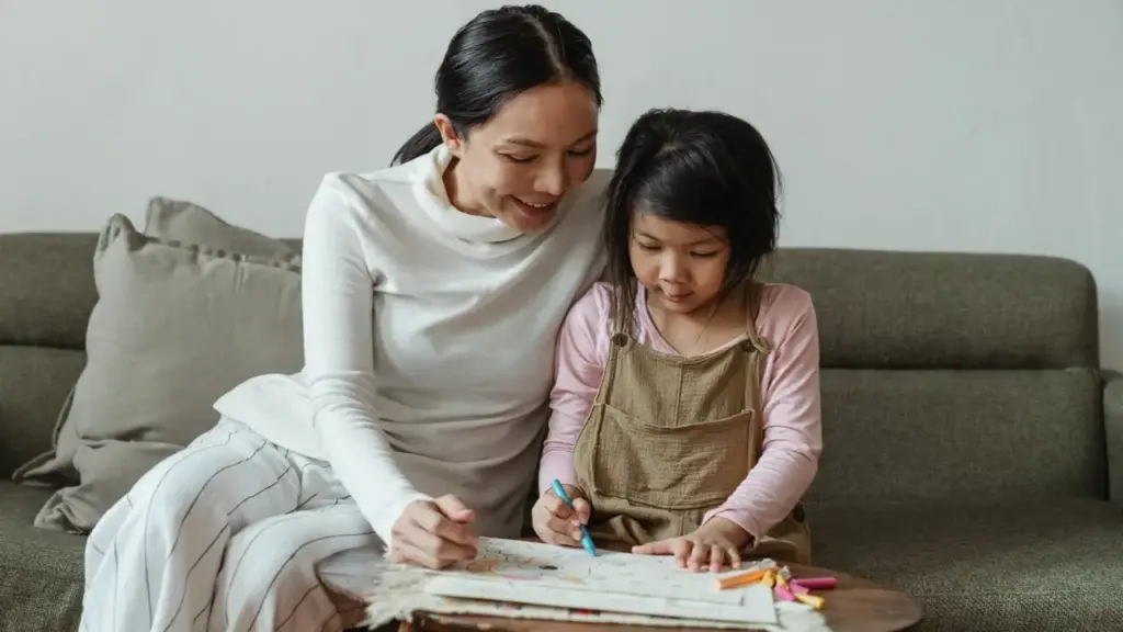Con tôi bị chê chậm phát triển vì 5 tuổi chưa biết đánh vần