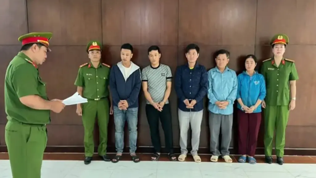 Công an TP.HCM triệt phá đường dây sản xuất bột ngọt giả liên tỉnh cực lớn