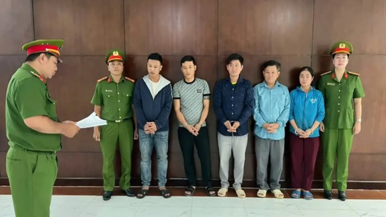 Công an TP.HCM triệt phá đường dây sản xuất bột ngọt giả liên tỉnh cực lớn
