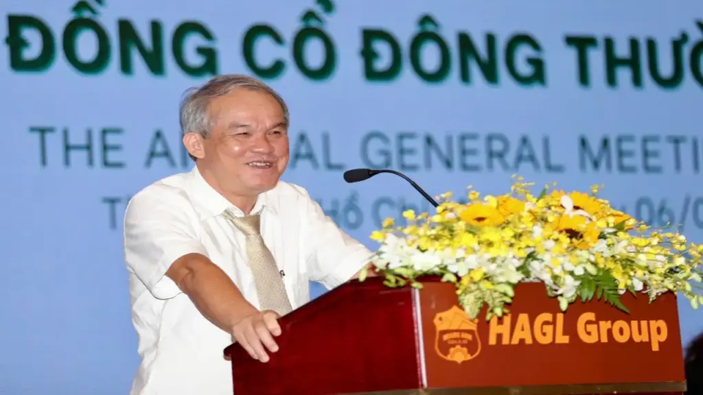 Công ty của bầu Đức lãi đậm nhờ được xóa nợ vay