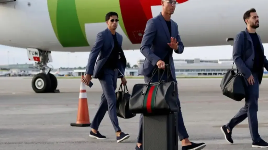 Cristiano Ronaldo bị chấm 0 điểm với trang phục xuất hiện tại World Cup 2026