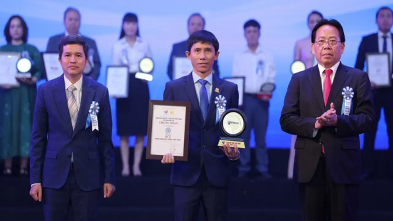CTCP Nước giải khát Sanest Khánh Hòa được vinh danh Top 10 Nhãn hiệu nổi tiếng Việt Nam 2026