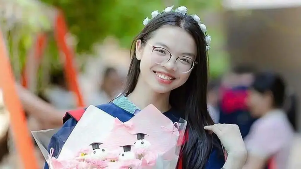 'Cú liều' của thủ khoa 3 điểm 10 khối B00