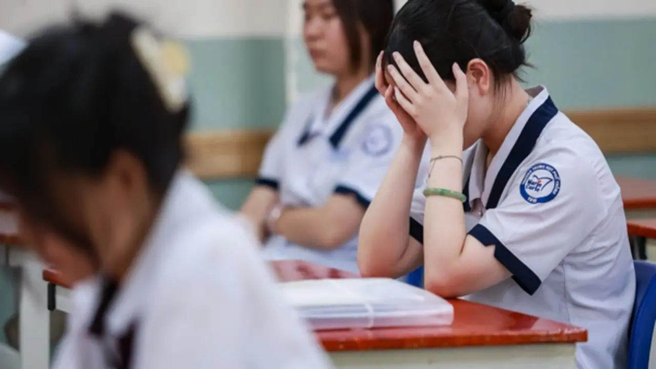Cú sốc môn GDKT&PL: Gần 48% thí sinh dưới trung bình, cả nước chỉ 2 điểm 10