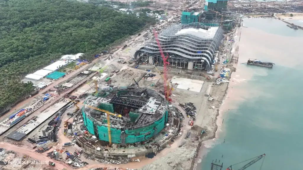 Cụm công trình phục vụ APEC 2027 ở Phú Quốc sau một năm thi công