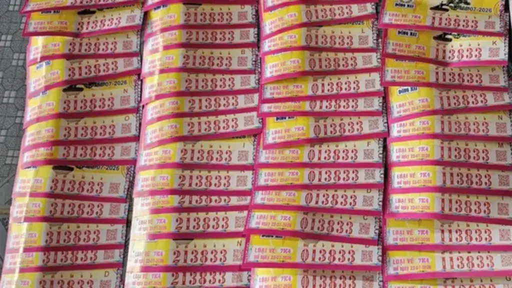 Cùng mua một dãy số, 8 người ở Tây Ninh trúng 1,8 tỉ xổ số miền Nam