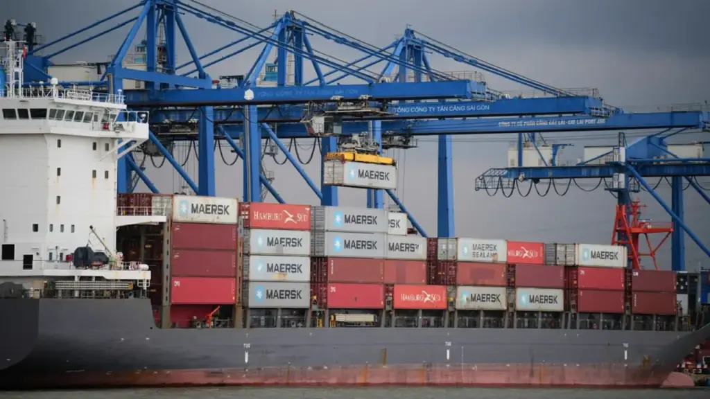 Cước container đi Mỹ tăng hơn 400 USD trong một tuần, chạm mốc 9.260 USD/container