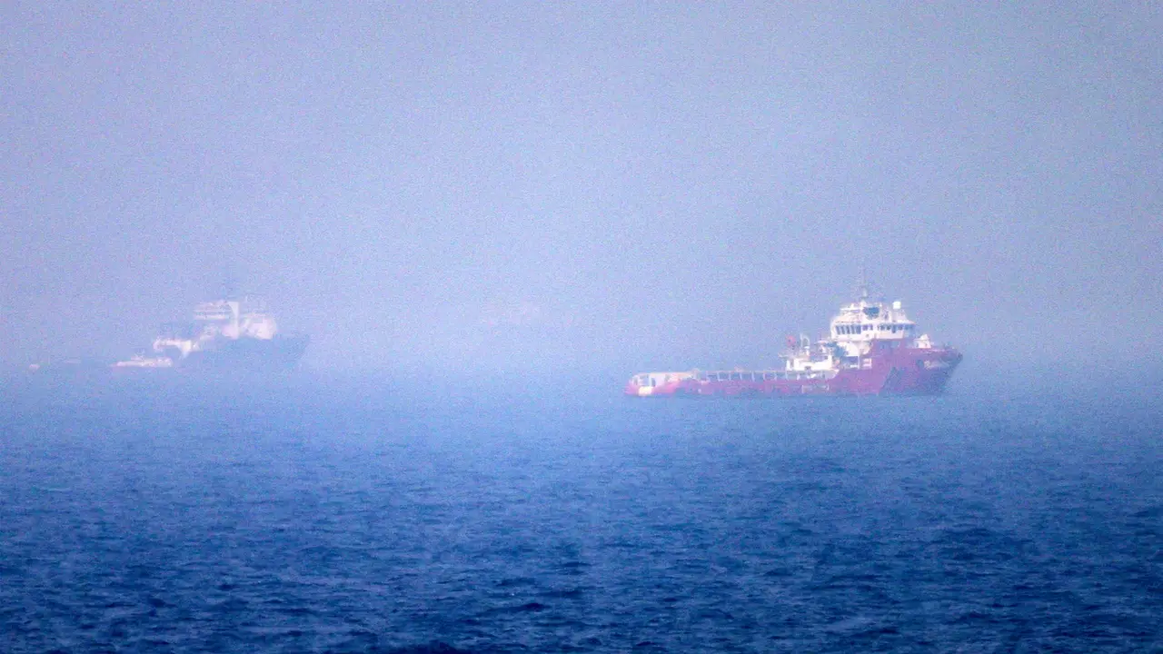 Cuộc đấu Hormuz có thể đẩy chiến sự Iran vào 'giai đoạn nguy hiểm'
