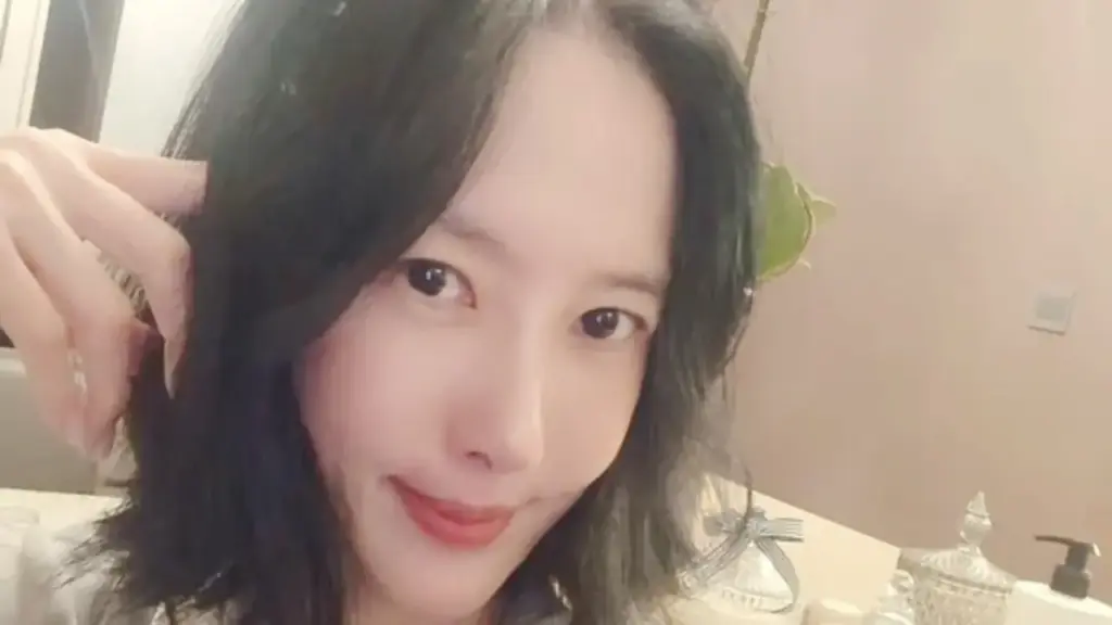 Cuộc hôn nhân "yêu nhanh, cưới vội" của ngọc nữ showbiz để lại nỗi ám ảnh tinh thần