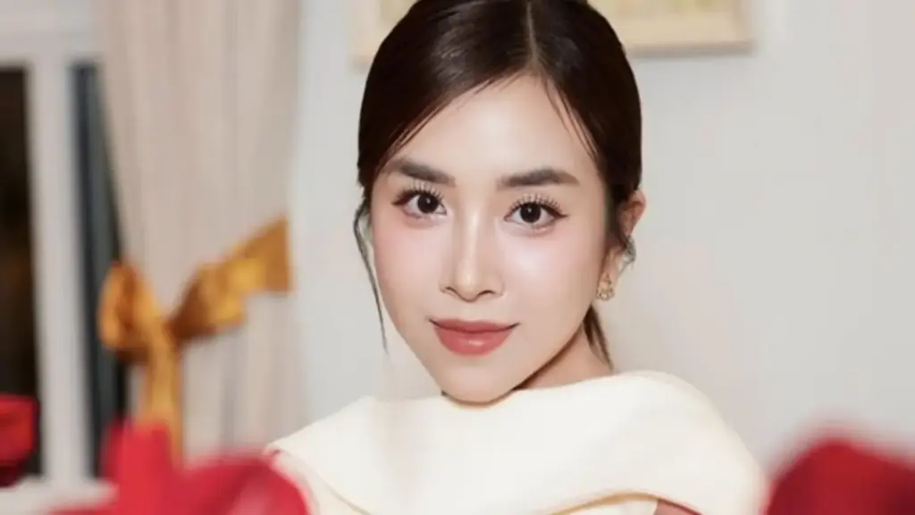 Cuộc sống của Á hậu Vbiz từng được trao sính lễ "khủng" trong ngày cưới hiện ra sao?