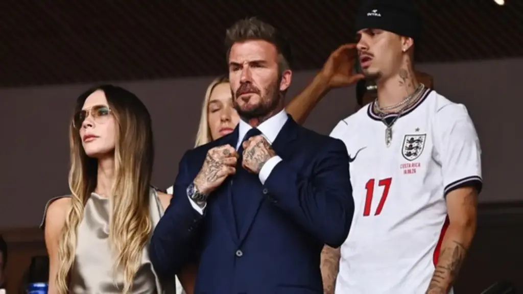 David Beckham và Messi ‘phải chia tay nhau một đêm’
