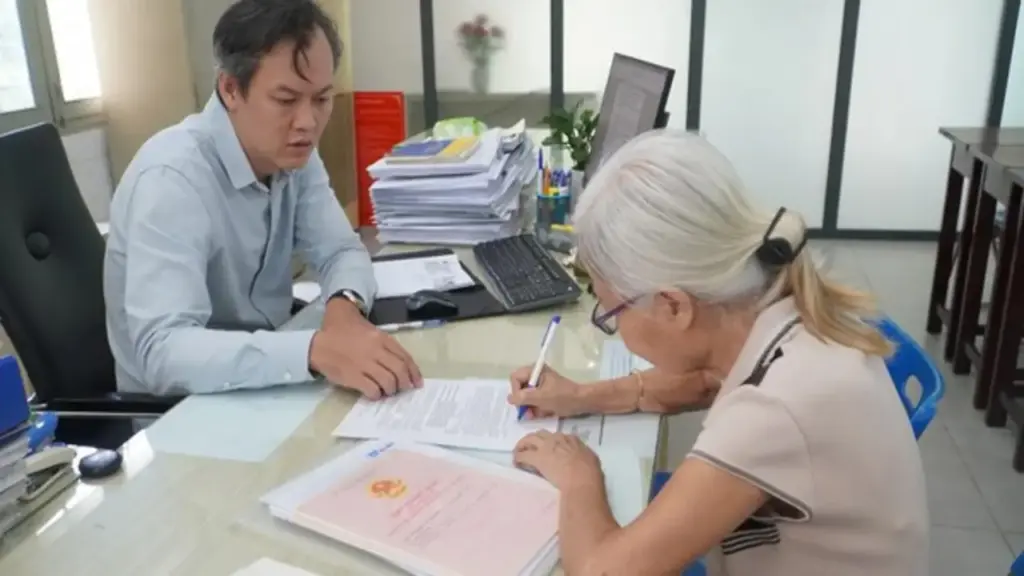 Đề xuất bỏ công chứng giao dịch đất đai: Cắt thủ tục hay tăng rủi ro?