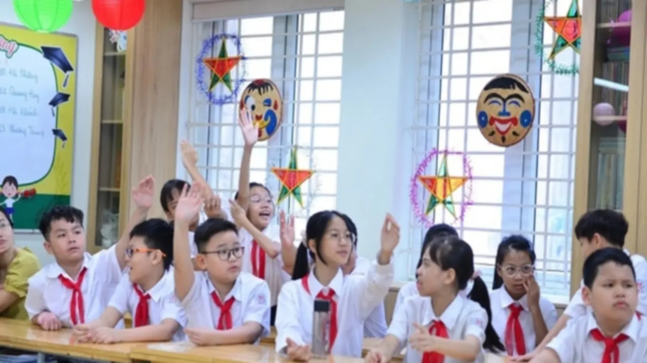 Đề xuất điều chỉnh học phí trường chất lượng cao ở Hà Nội