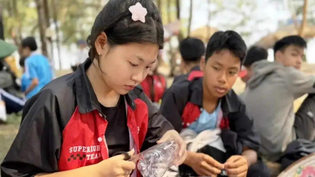 Địa phương đầu tiên quản lý điện thoại, mạng xã hội học sinh dưới 16 tuổi