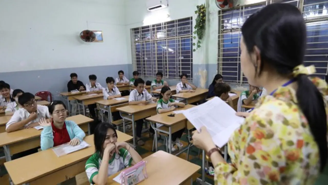 Điểm sàn, công thức điểm chuẩn Trường ĐH Khoa học xã hội và nhân văn TP.HCM